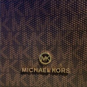 Michael Kors Siena Large Convertible Shoulder Bag